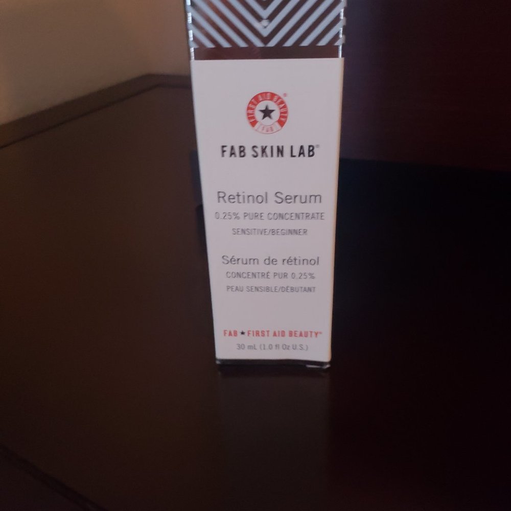 First Aid Beauty FAB Ultra Repair Retinol Serum New in Box NIB